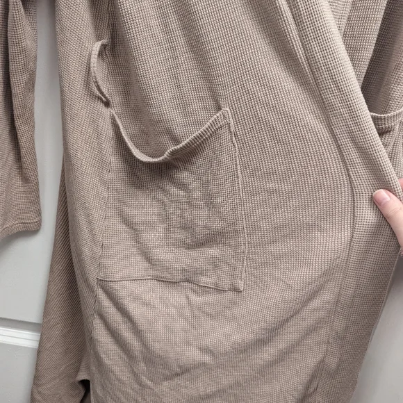 Smash + Tess Cream Robe - Picture 6 of 8